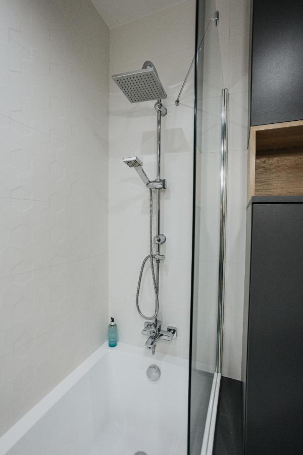 Sky Mountain View Free Parking Apartment Krakow Exterior photo